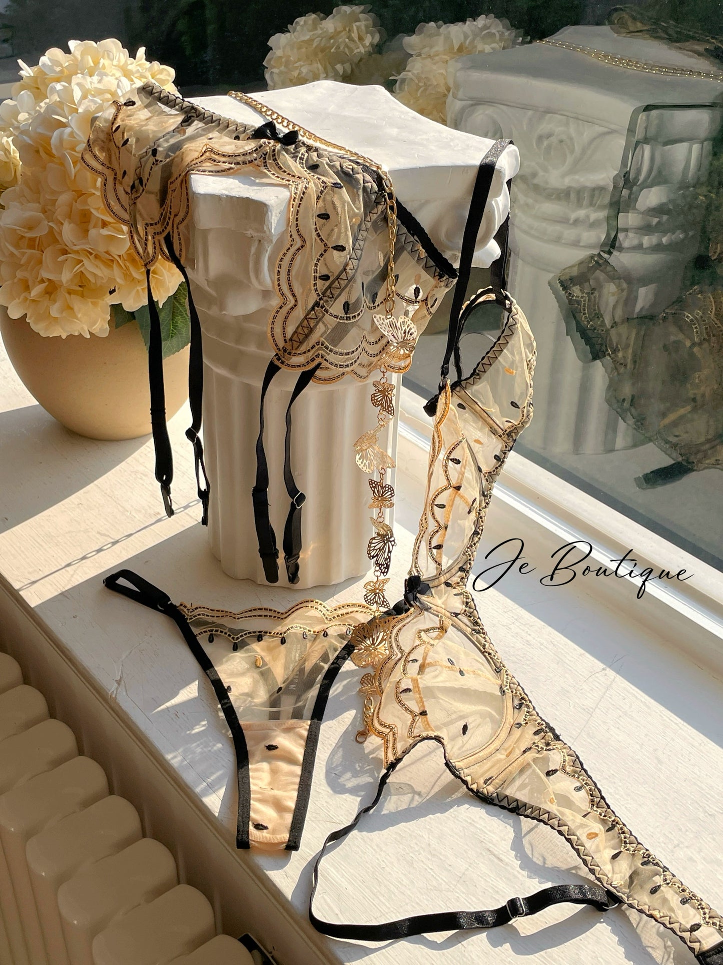 JolieElan Duchess French lace ins embroidered ultra-thin sexy see-through underwear set