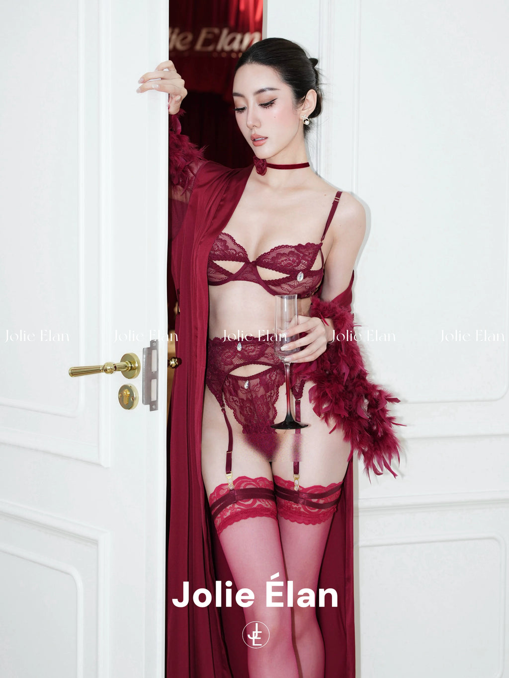 JolieElan · Cherry sweet wine · Royal sister atmosphere lace diamond decoration shows Baijiu red high-end underwear set