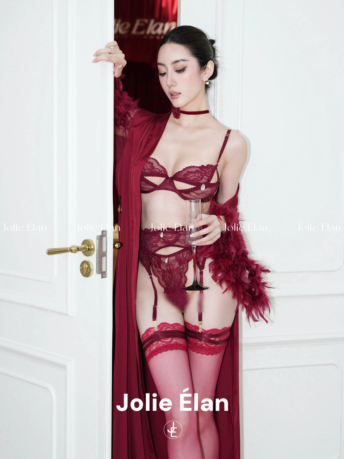 JolieElan · Cherry sweet wine · Royal sister atmosphere lace diamond decoration shows Baijiu red high-end underwear set